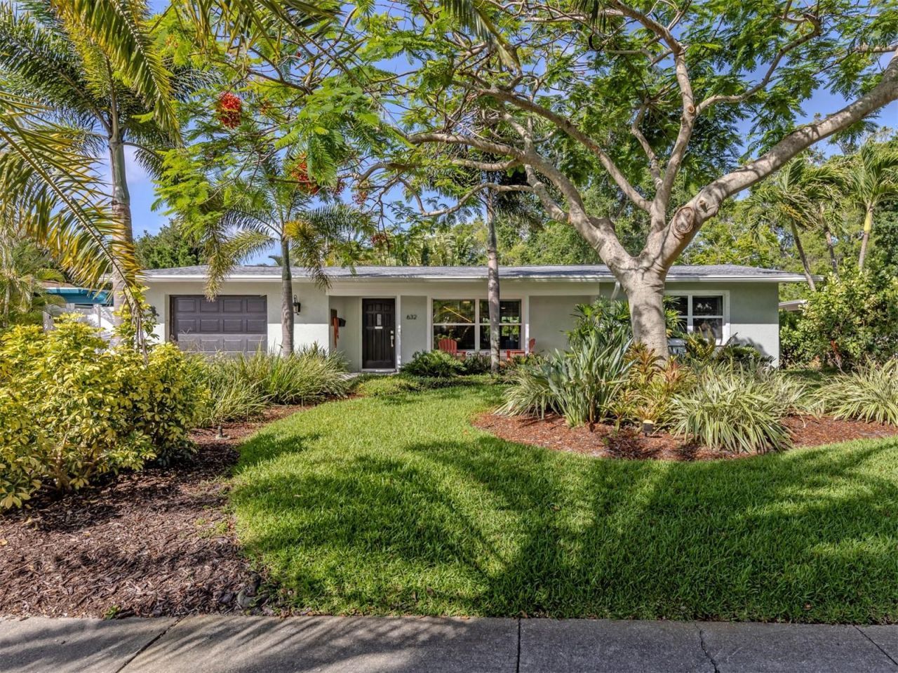 632 Park Drive, Bradenton, FL 34209 Photo