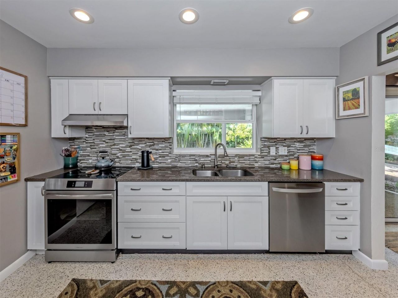 632 Park Drive, Bradenton, FL 34209 Photo
