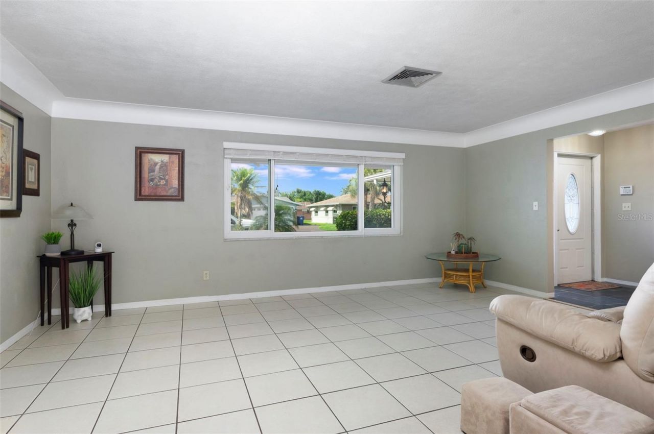 6743 16th Avenue N, Saint Petersburg, FL 33710 Photo