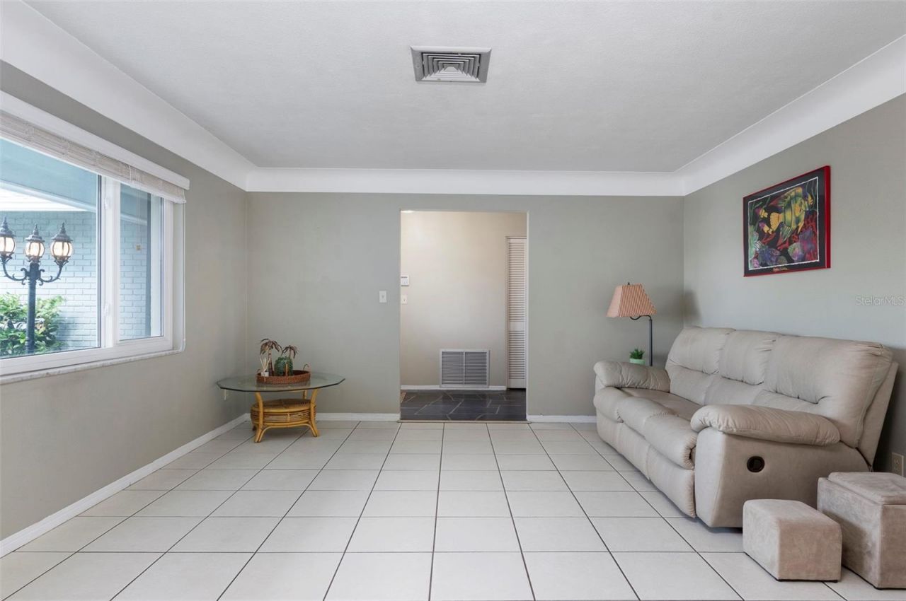 6743 16th Avenue N, Saint Petersburg, FL 33710 Photo