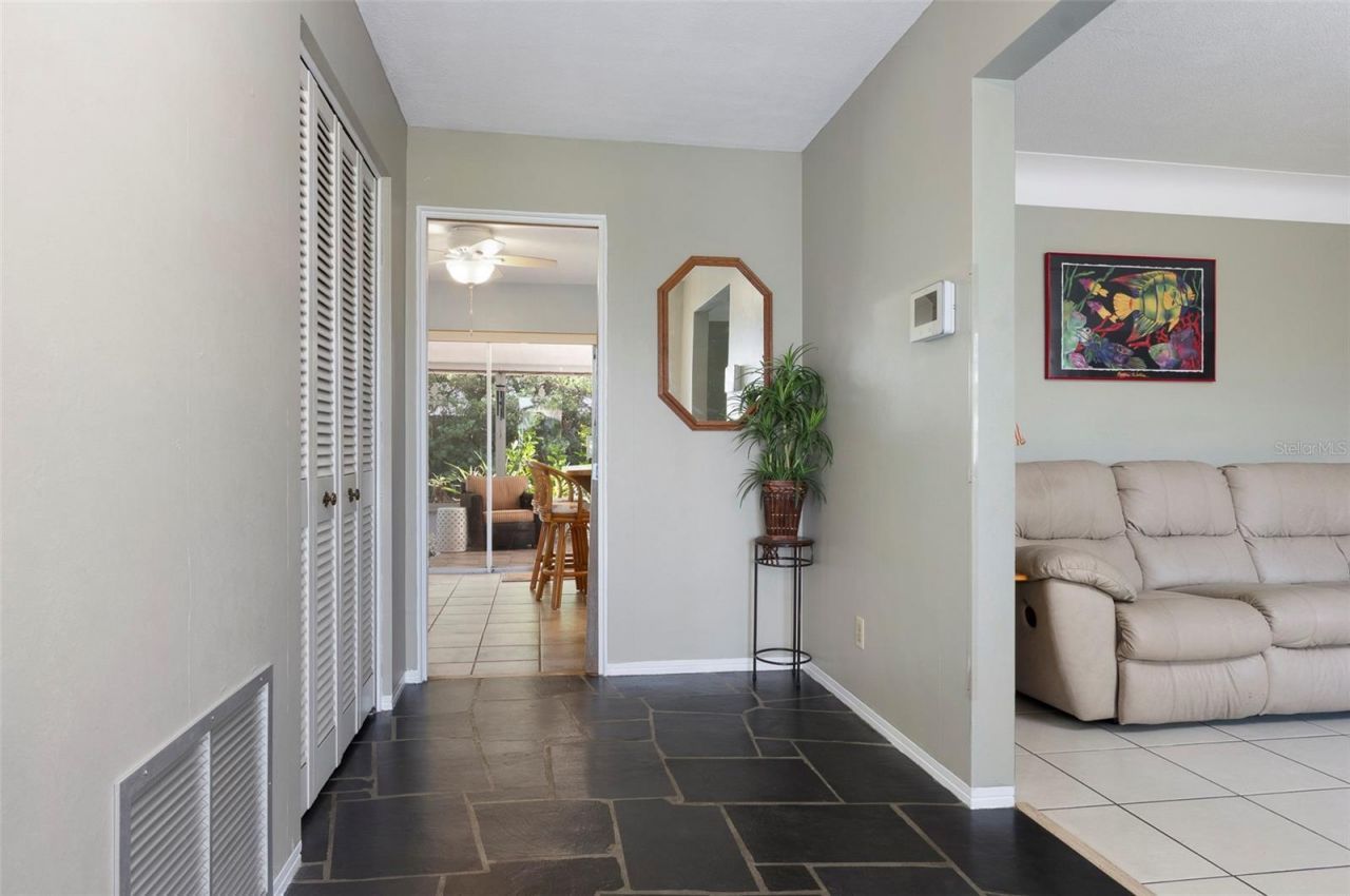6743 16th Avenue N, Saint Petersburg, FL 33710 Photo
