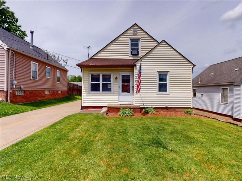 1521 27th Street NE, Canton, OH 44714 Photo 1