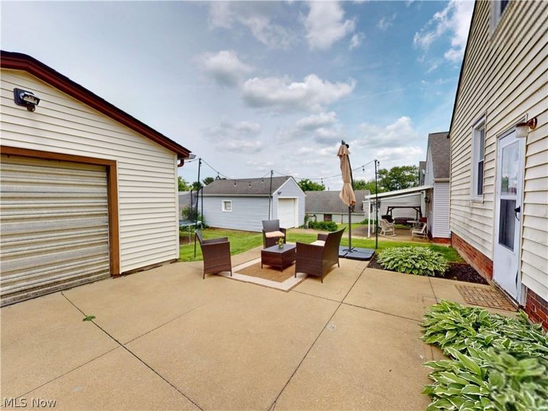 1521 27th Street NE, Canton, OH 44714 Photo 2