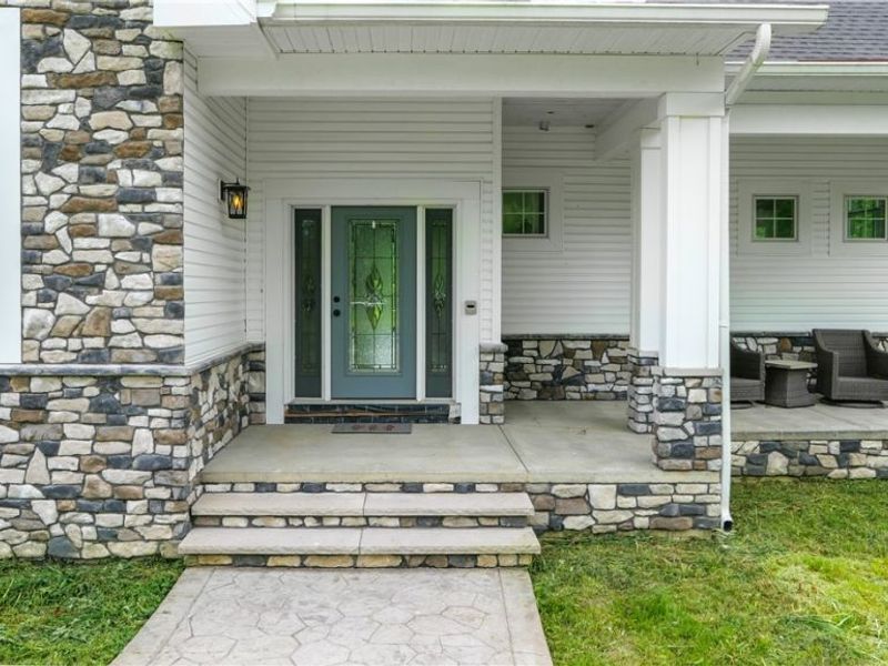 33553 Capel Road, Columbia Station, OH 44028 Photo 2