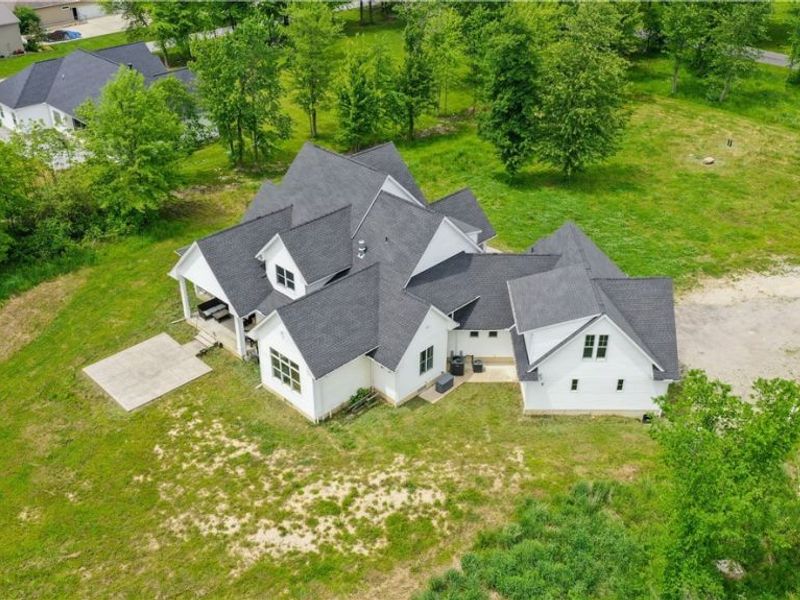 33553 Capel Road , Columbia Station, OH 44028 Photo 42