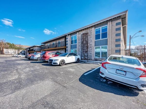 2401 Manor St RD, Unit 118, Austin, TX 78722
