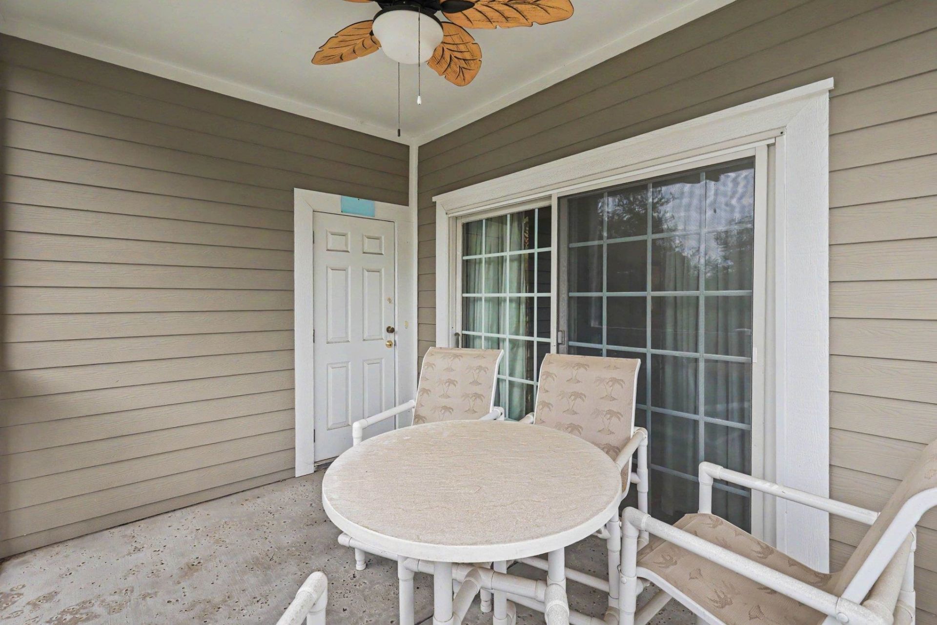 4865 Magnolia Pointe Ln. Photo 23