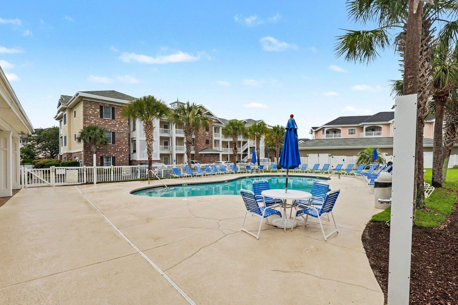 4865 Magnolia Pointe Ln. Photo 27
