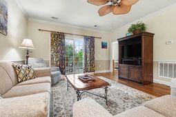 4865 Magnolia Pointe Ln. photo 4