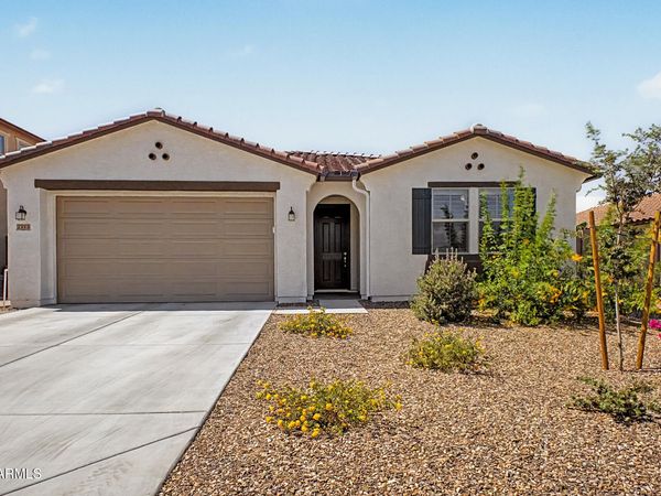 2949 E Cherry Hill Drive, Gilbert, AZ 85298
