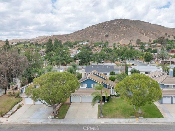 5606 Darien Court, Riverside, CA 92505