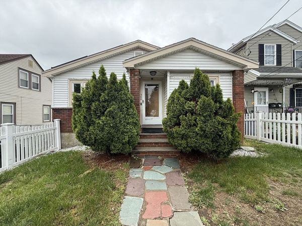 300 Mountain Ave, Unit 1, Revere, MA 02151
