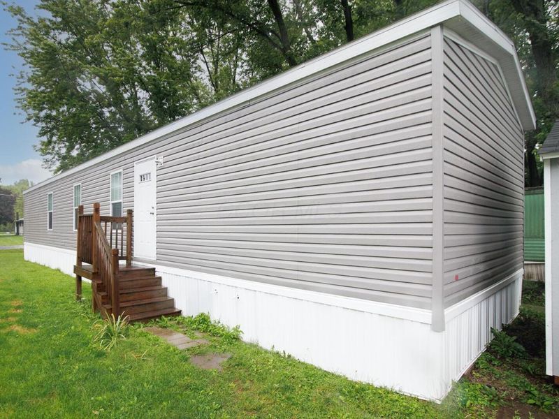11050 Fancher Road , Unit Lot 17, Westerville, OH 43082 Photo 2