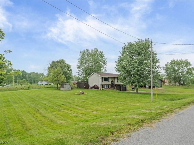 2142 Tarragon Drive , West Salem, OH 44287 Photo 3
