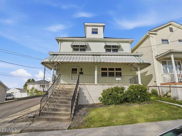 5 NEW PINE Street, Nanticoke, PA 18634
