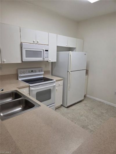 15417 Bellamar Cir , Unit 823, Fort Myers, FL 33908 Photo