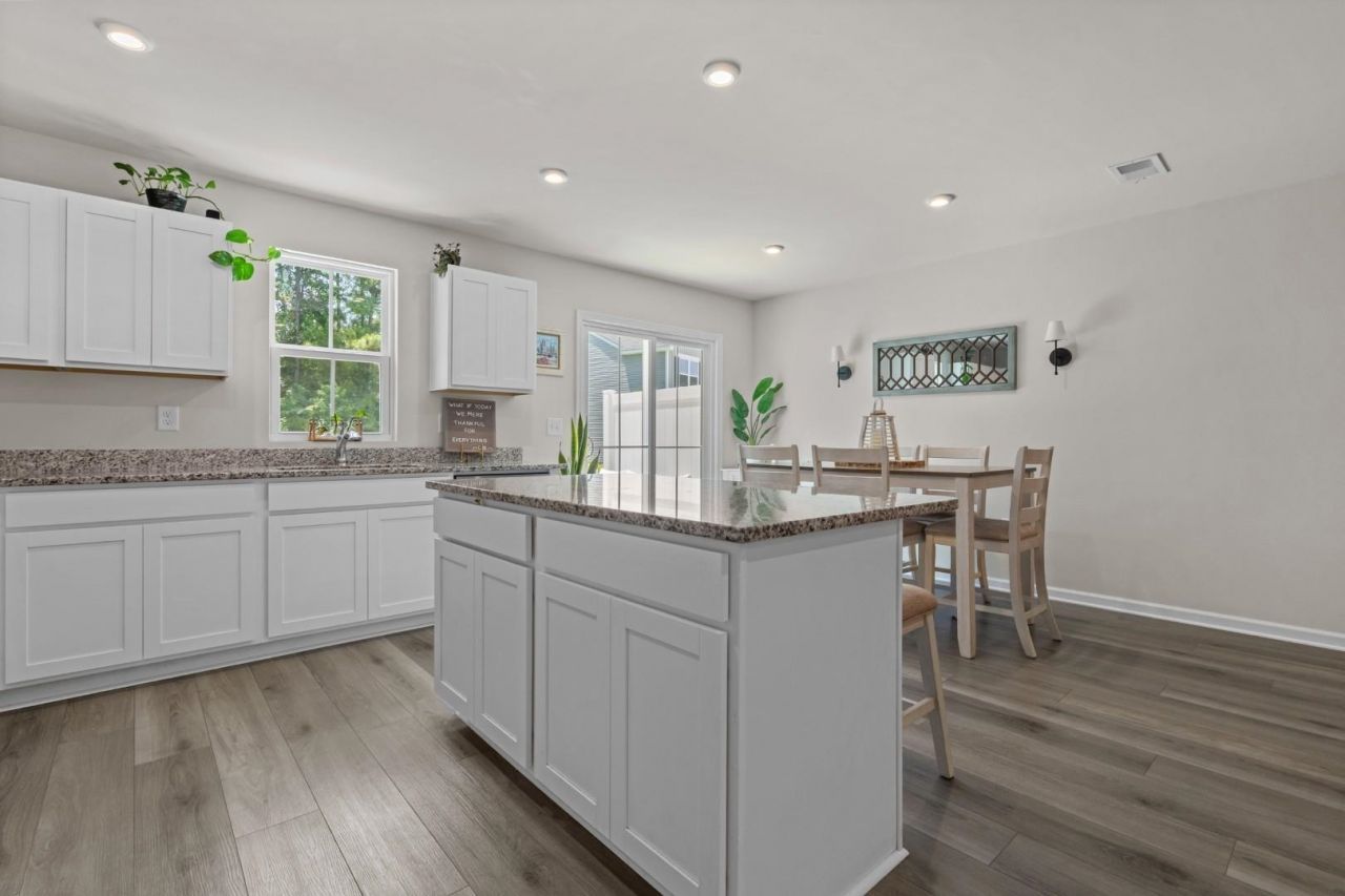 142 Villa Grande St.  Photo 14