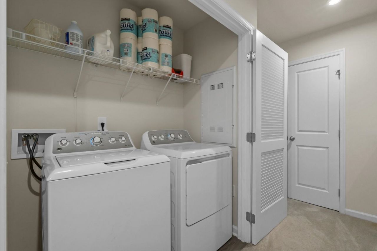 142 Villa Grande St.  Photo 28