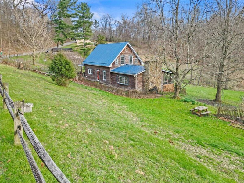 17114 Mcdonald Road, Frazeysburg, OH 43822 Photo 1