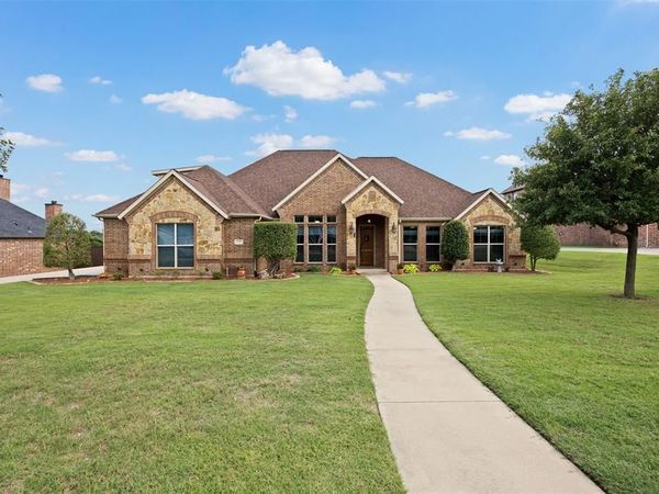 8230 Glenwick Drive, Waxahachie, TX 75167