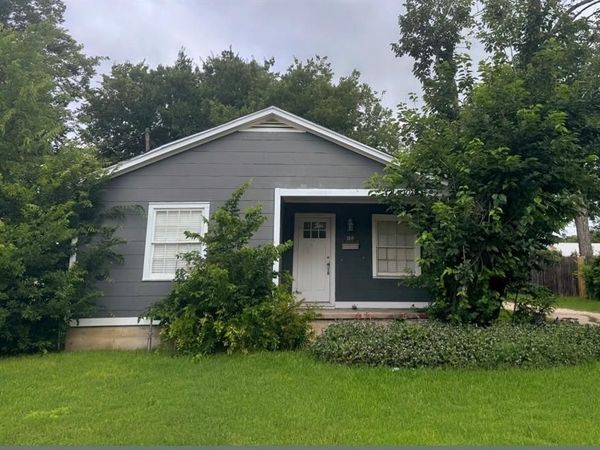 3039 Edmond Avenue, Waco, TX 76707
