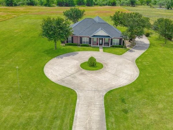 4729 Fm 744, Corsicana, TX 75110