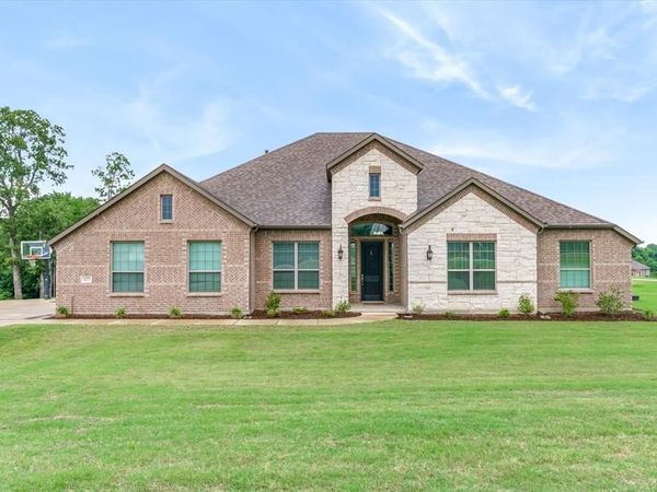 425 Private Road 7017, Edgewood, TX 75117