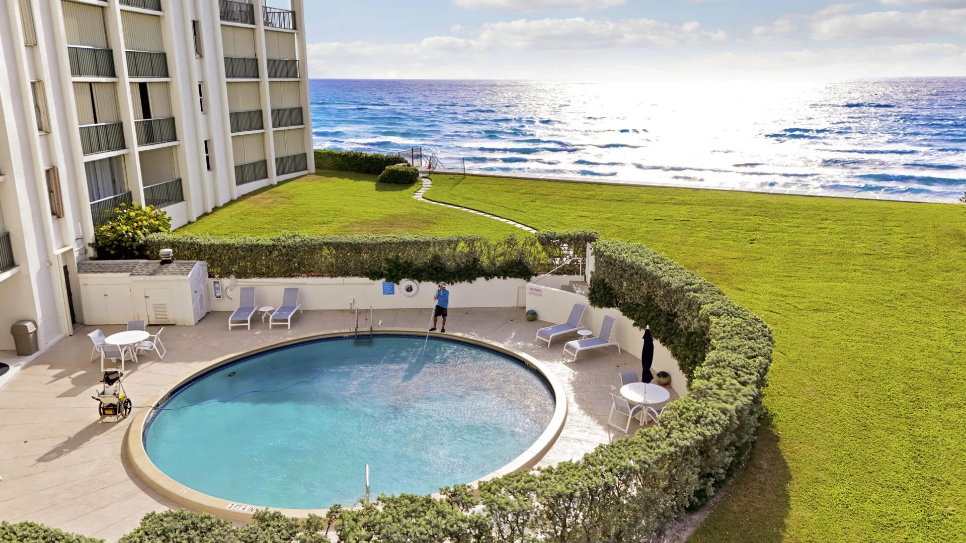 5400 N Ocean Drive, Riviera Beach, FL 33404 Photo