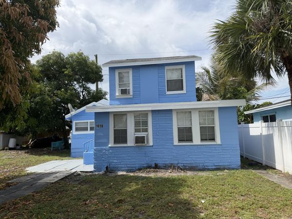 1018 Adams Street, Unit W, West Palm Beach, FL 33407