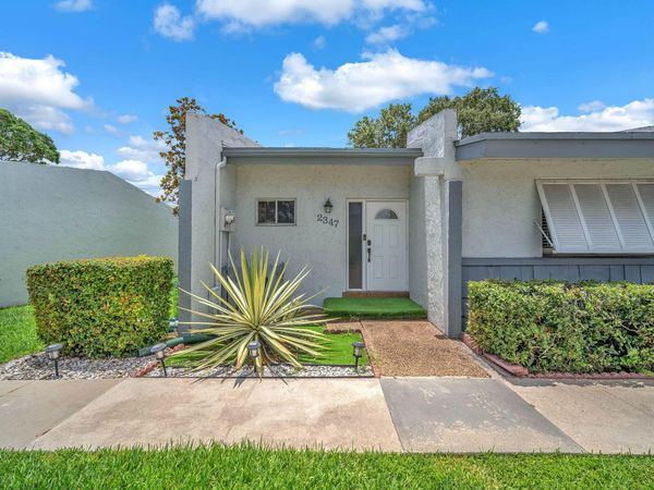 2347 N 37th Avenue, Hollywood, FL 33021