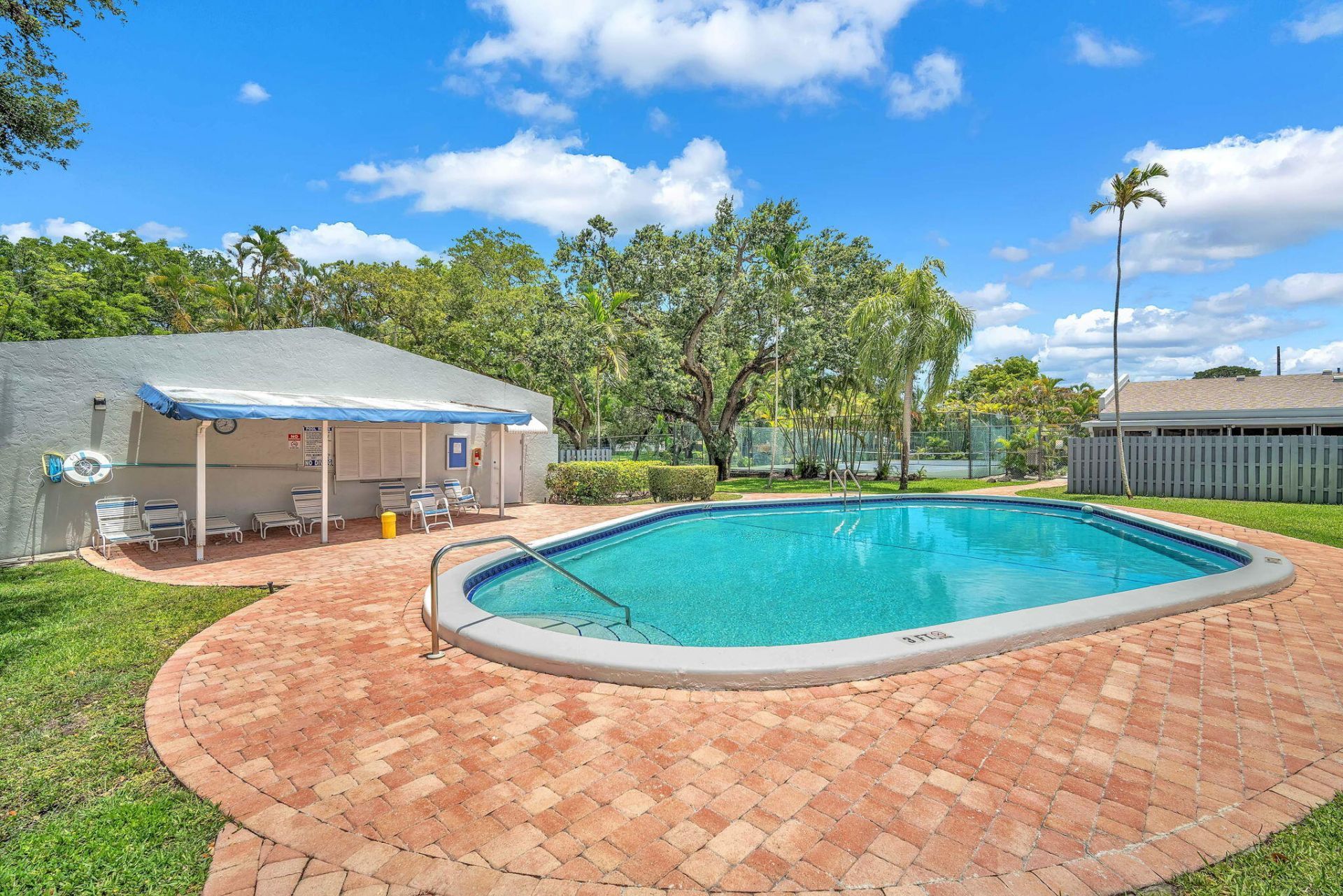 2347 N 37th Avenue, Hollywood, FL 33021 Photo