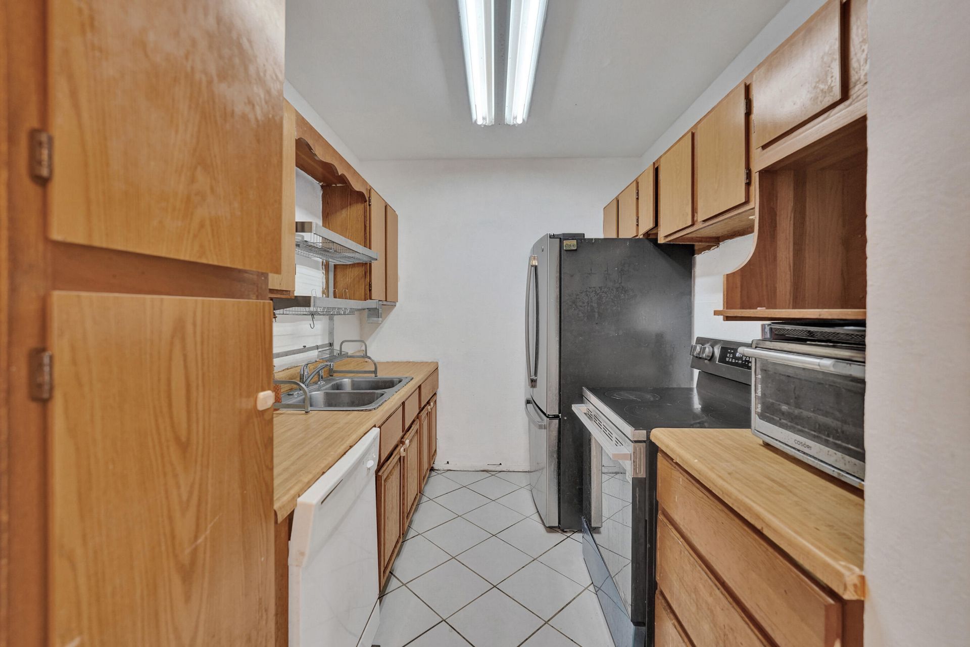 4111 SW 32nd Drive, West Park, FL 33023 Photo