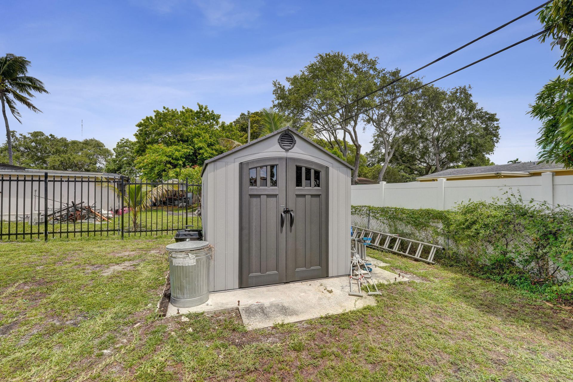 4111 SW 32nd Drive, West Park, FL 33023 Photo