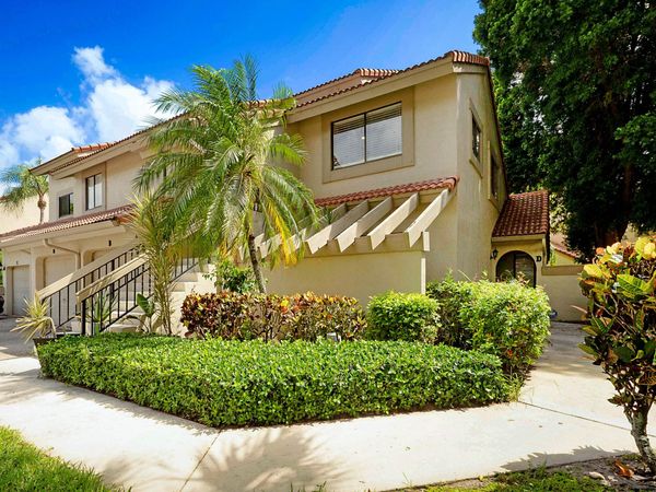 5590 Coach House Circle, Unit H, Boca Raton, FL 33486