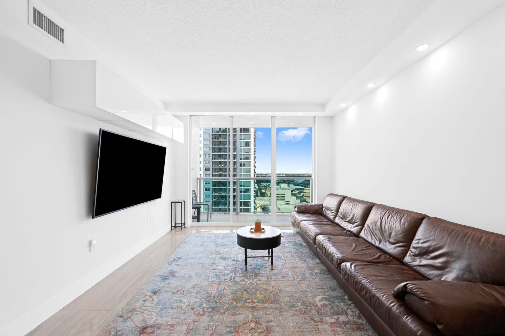 350 SE 2nd Street, Unit 2280, Fort Lauderdale, FL 33301 Photo