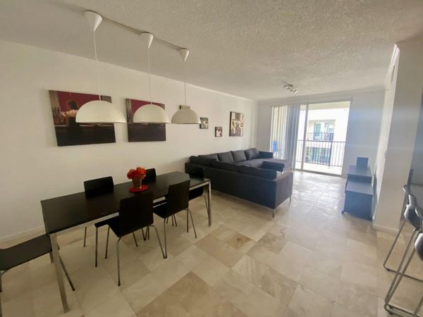 17100 N Bay Road, Unit 1911, Sunny Isles Beach, FL 33160