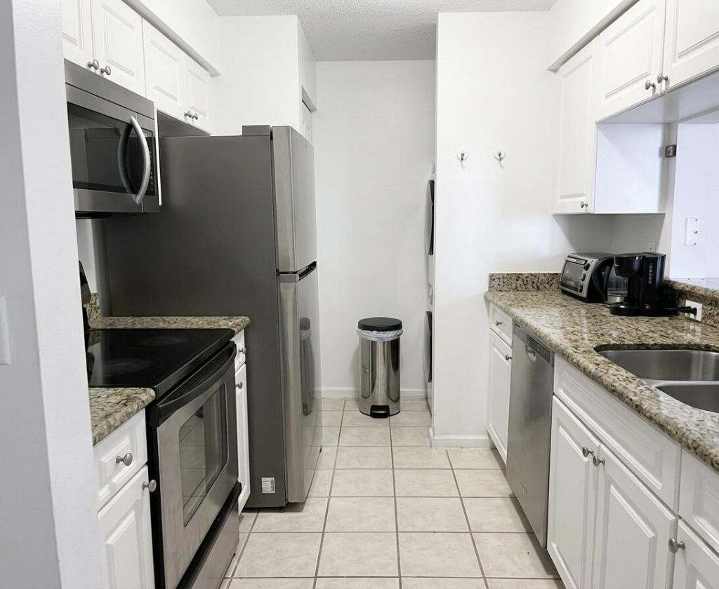 17100 N Bay Road, Unit 1911, Sunny Isles Beach, FL 33160 Photo