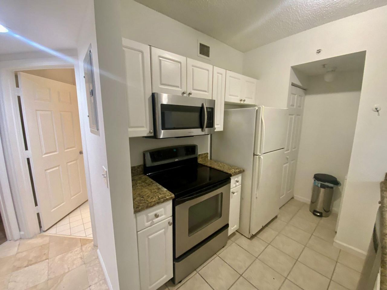17100 N Bay Road, Unit 1911, Sunny Isles Beach, FL 33160 Photo
