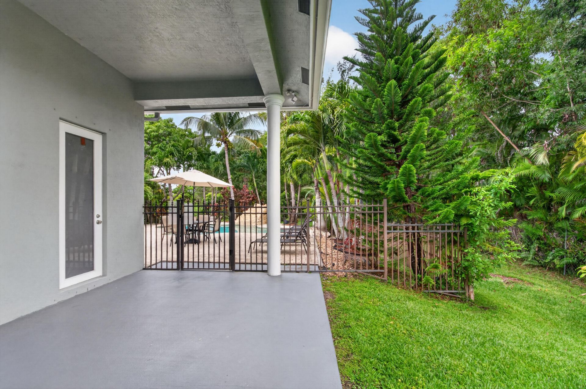 16541 SW 62nd Street, Southwest Ranches, FL 33331 Photo