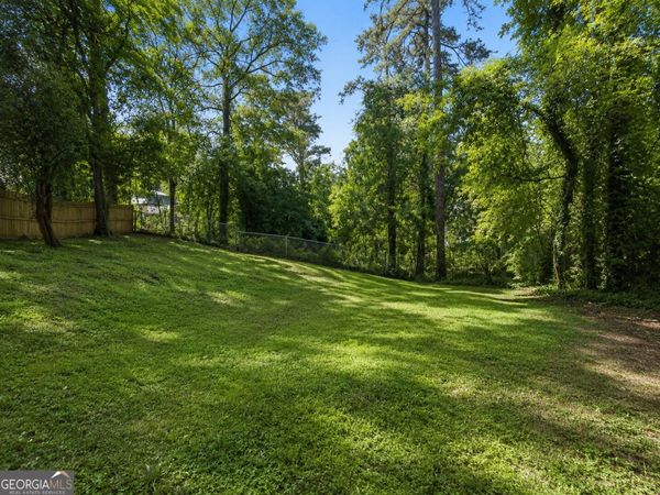 2748 Alpine Road NE, Atlanta, GA 30305