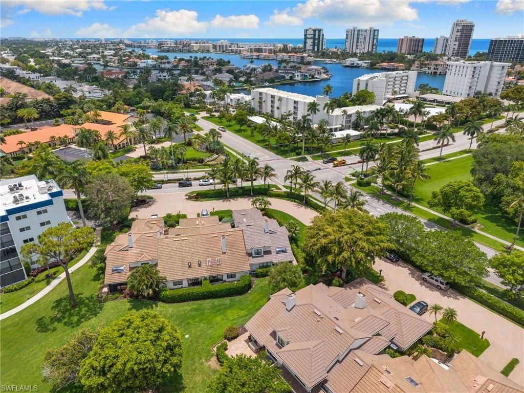 4008 Crayton Rd, Unit A1, Naples, FL 34103 Photo