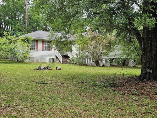 2650 James Smith Lane , Tallahassee, FL 32309