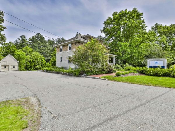 108 Ponemah Road, Amherst, NH 03031