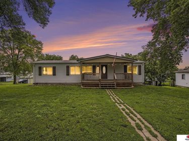 837 Ash Street , Adams, NE 68301