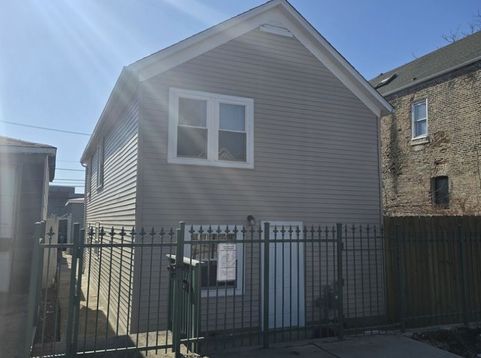 Main Photo