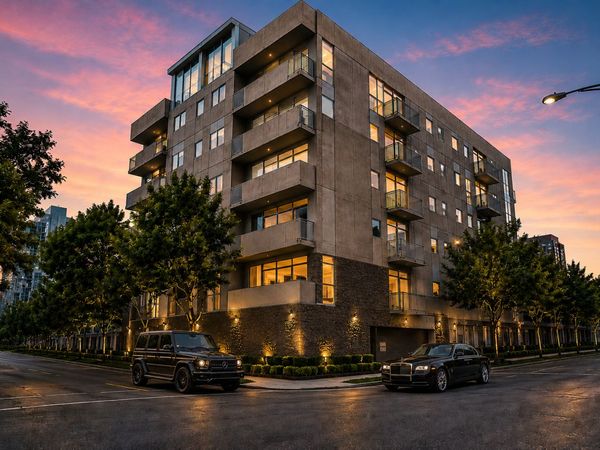 1035 W HURON Street , Unit 504, Chicago, IL 60642