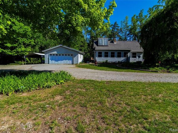 9051 Vienna Road, Forest Twp, MI 48463