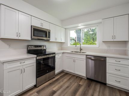 403 Smithridge Park, Reno, NV 89502 Photo