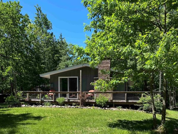 E2605 PINE COURT, Waupaca, WI 54981