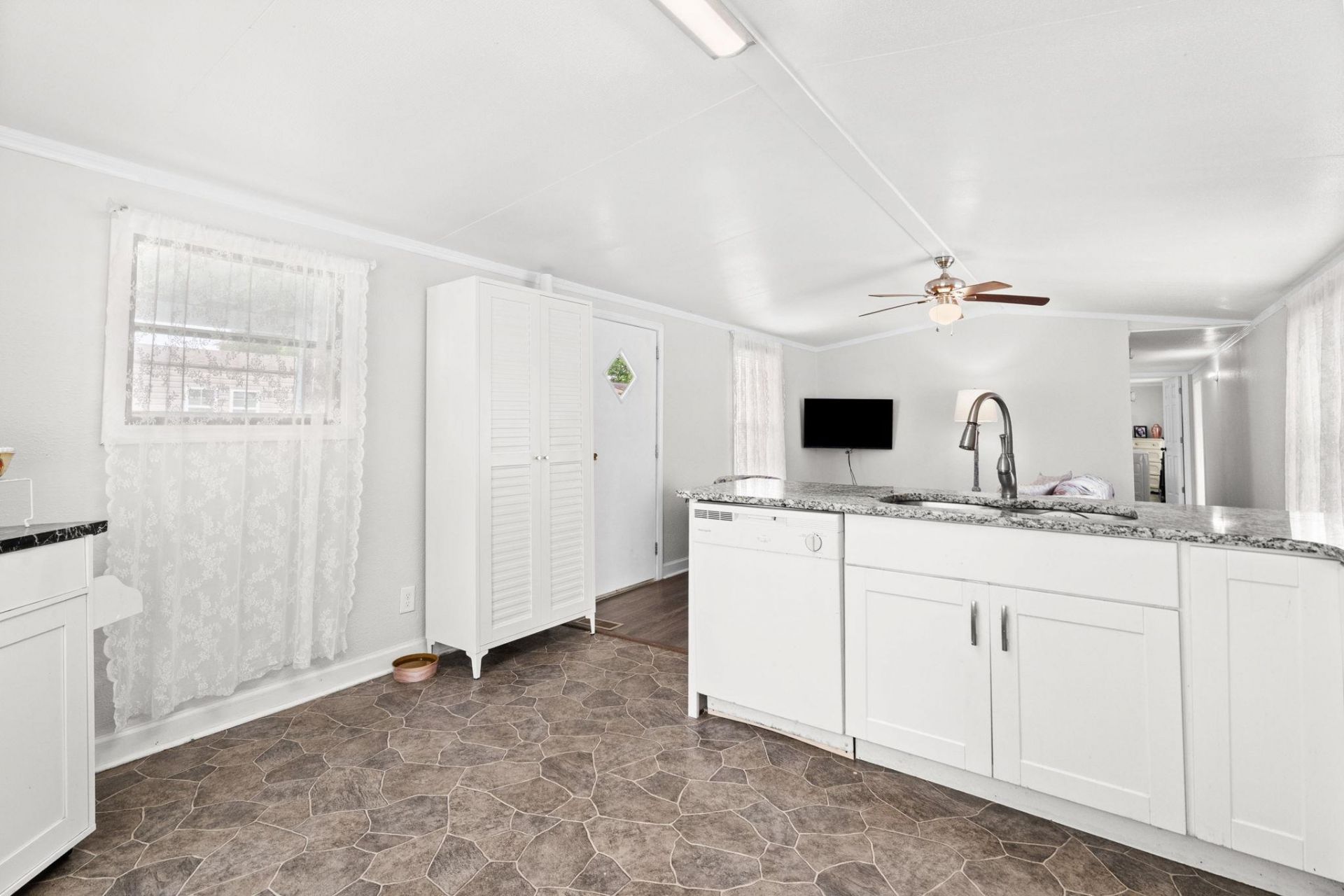 1508 Scorpio Ln.  Photo 12